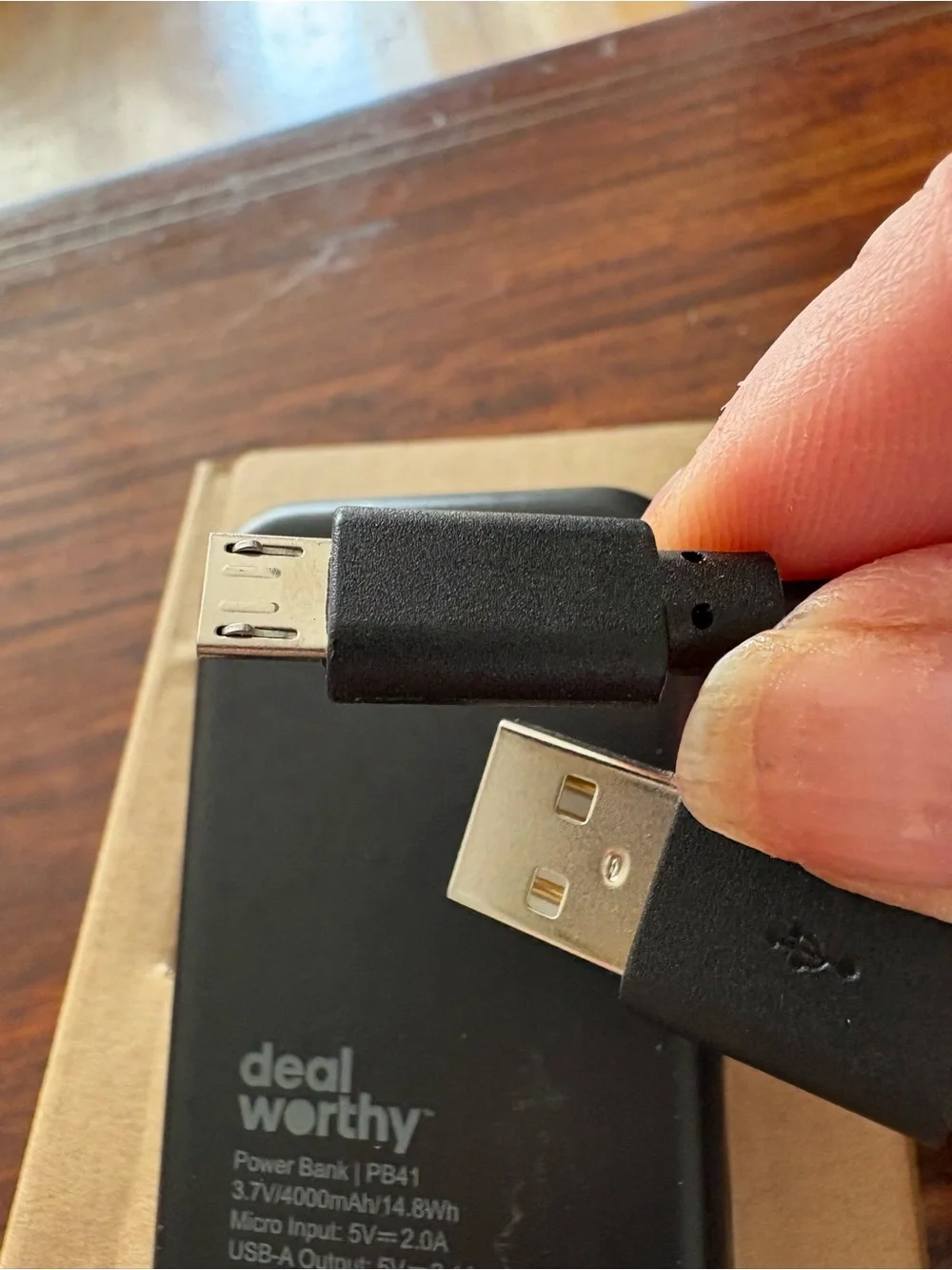 Dealworthy 4000mAh Portable Power Bank - Black